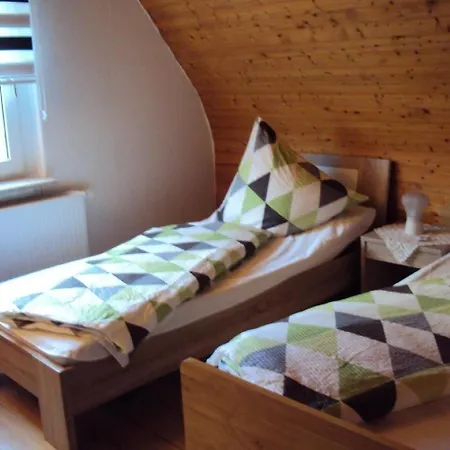 Charmantes Ferienhaus In Mit Grill Und Terrasse Karlshagen